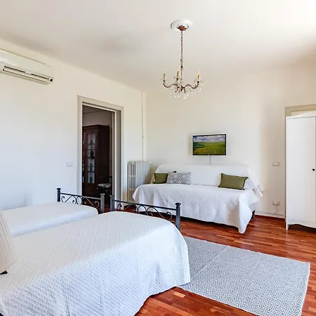 Hostly-san Giuseppe Luxury Apartment-by The Tower * Pisa