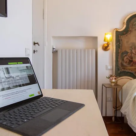 Apartment Hostly-san Giuseppe Luxury Apartment-by The Tower
