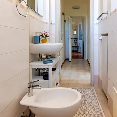 Hostly-san Giuseppe Luxury Apartment-by The Tower Apartment